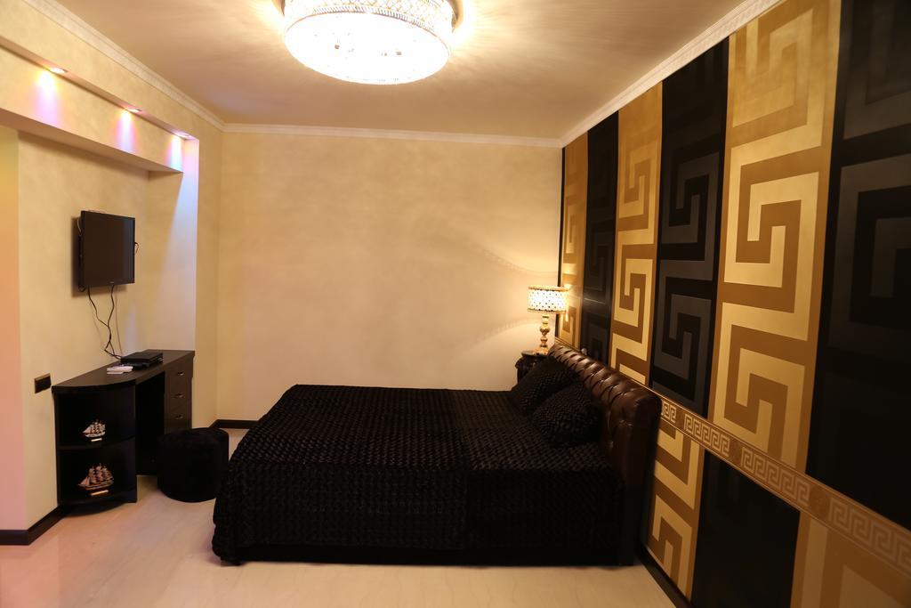 Versace Downtown Erévan Chambre photo